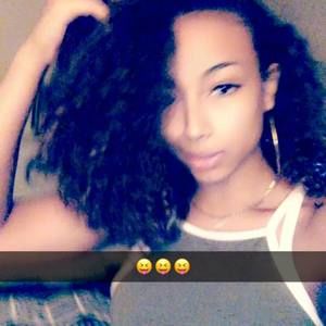 Meet your Posher, Brittney